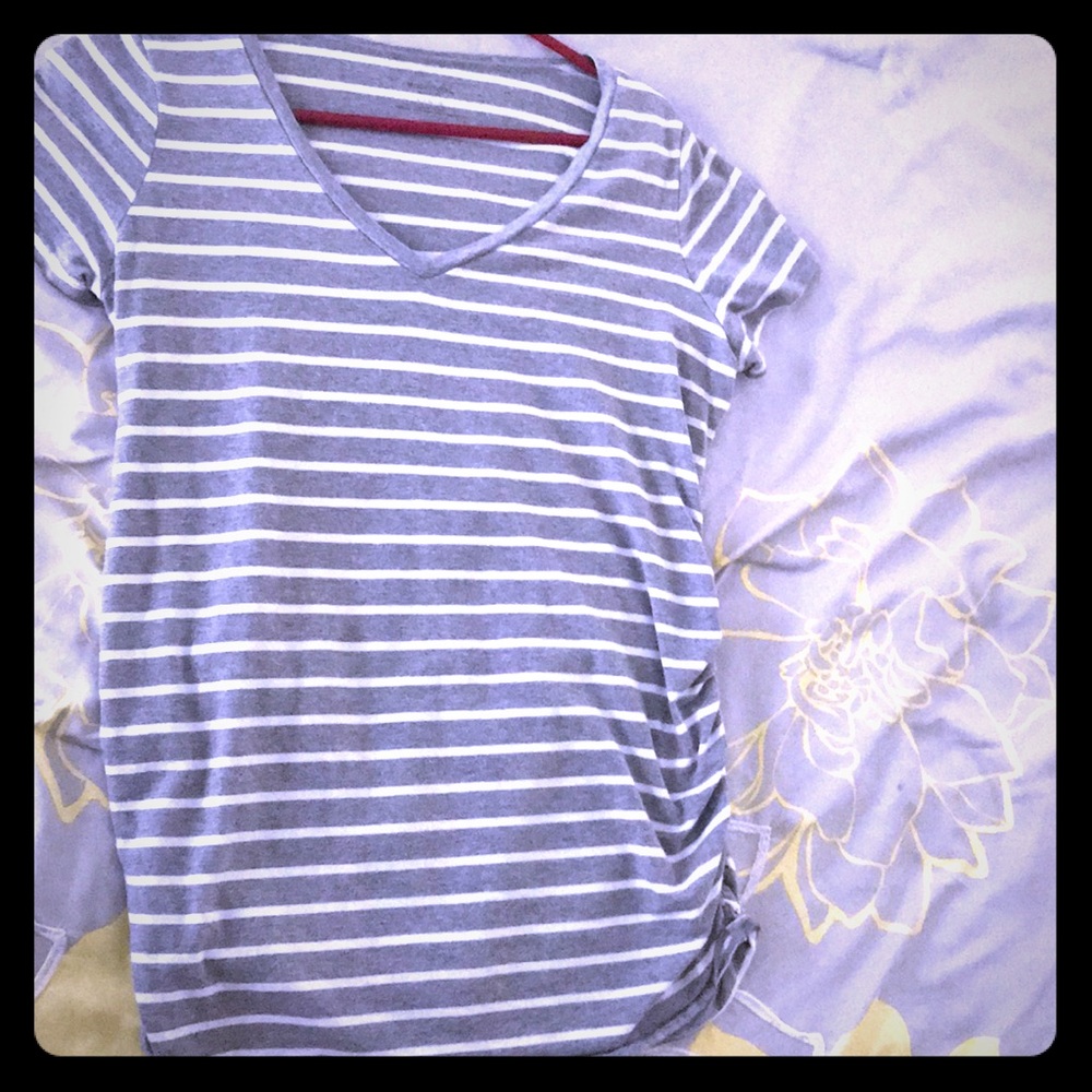 Maternity shirt